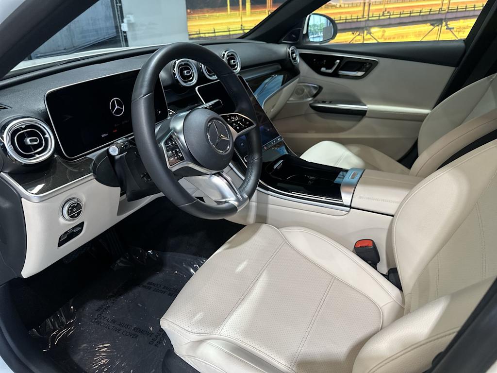 Thumbnail: 2023 Mercedes-Benz C-Class - 11