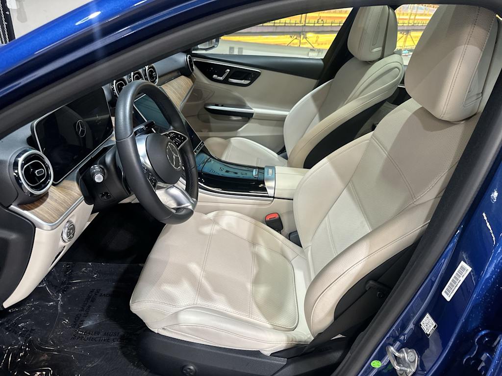 Thumbnail: 2023 Mercedes-Benz C-Class - 11