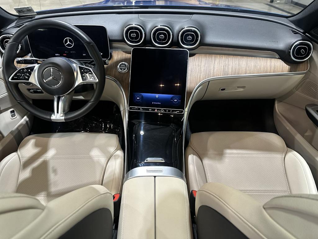 Thumbnail: 2023 Mercedes-Benz C-Class - 10