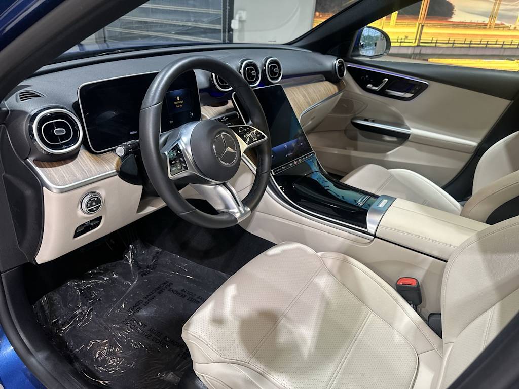 Thumbnail: 2023 Mercedes-Benz C-Class - 2