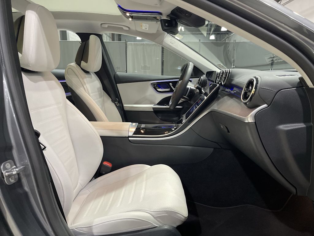 Thumbnail: 2025 Mercedes-Benz C-Class - 32