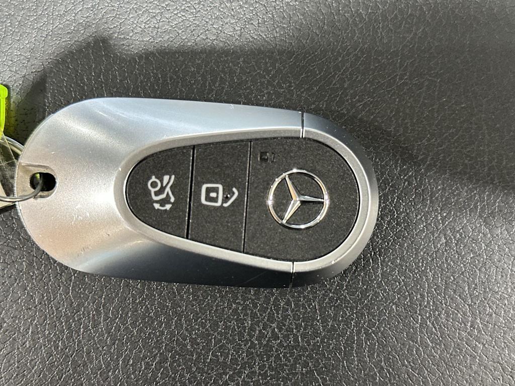 Thumbnail: 2023 Mercedes-Benz C-Class - 17