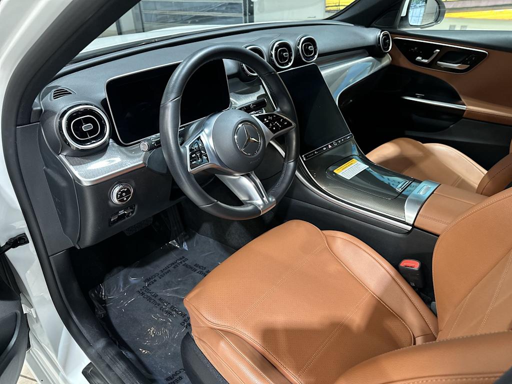 Thumbnail: 2023 Mercedes-Benz C-Class - 2