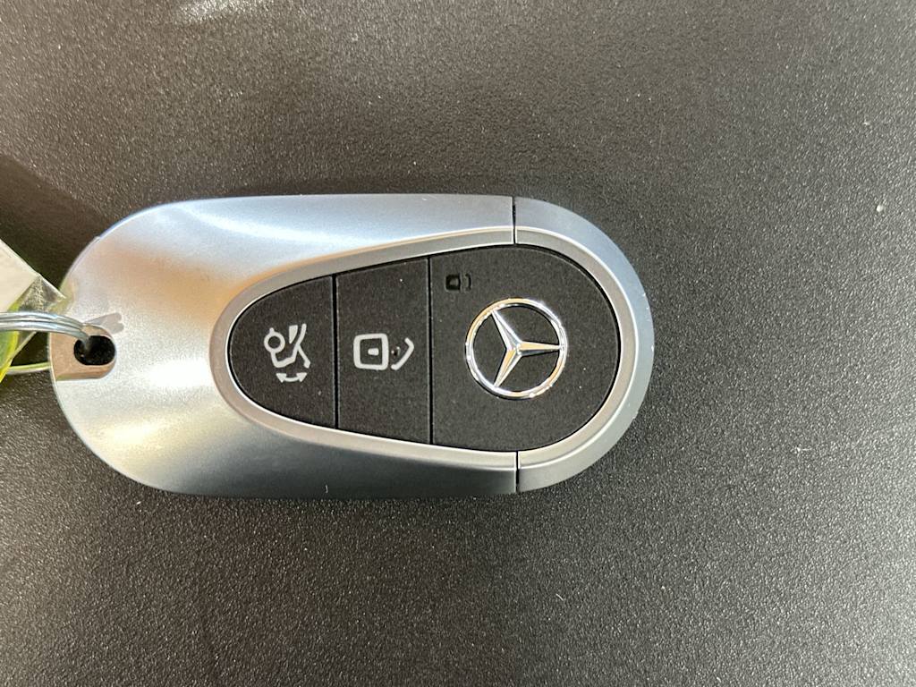 Thumbnail: 2024 Mercedes-Benz C-Class - 16