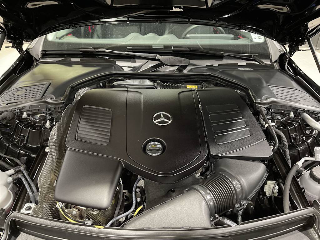 Thumbnail: 2025 Mercedes-Benz C-Class - 9