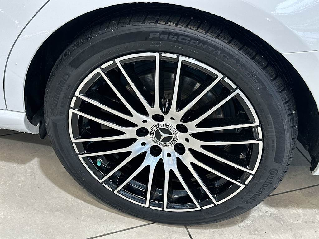 Thumbnail: 2023 Mercedes-Benz C-Class - 8