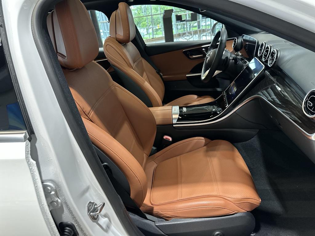 Thumbnail: 2023 Mercedes-Benz C-Class - 12