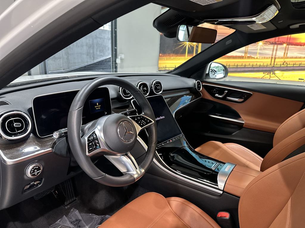 Thumbnail: 2023 Mercedes-Benz C-Class - 2