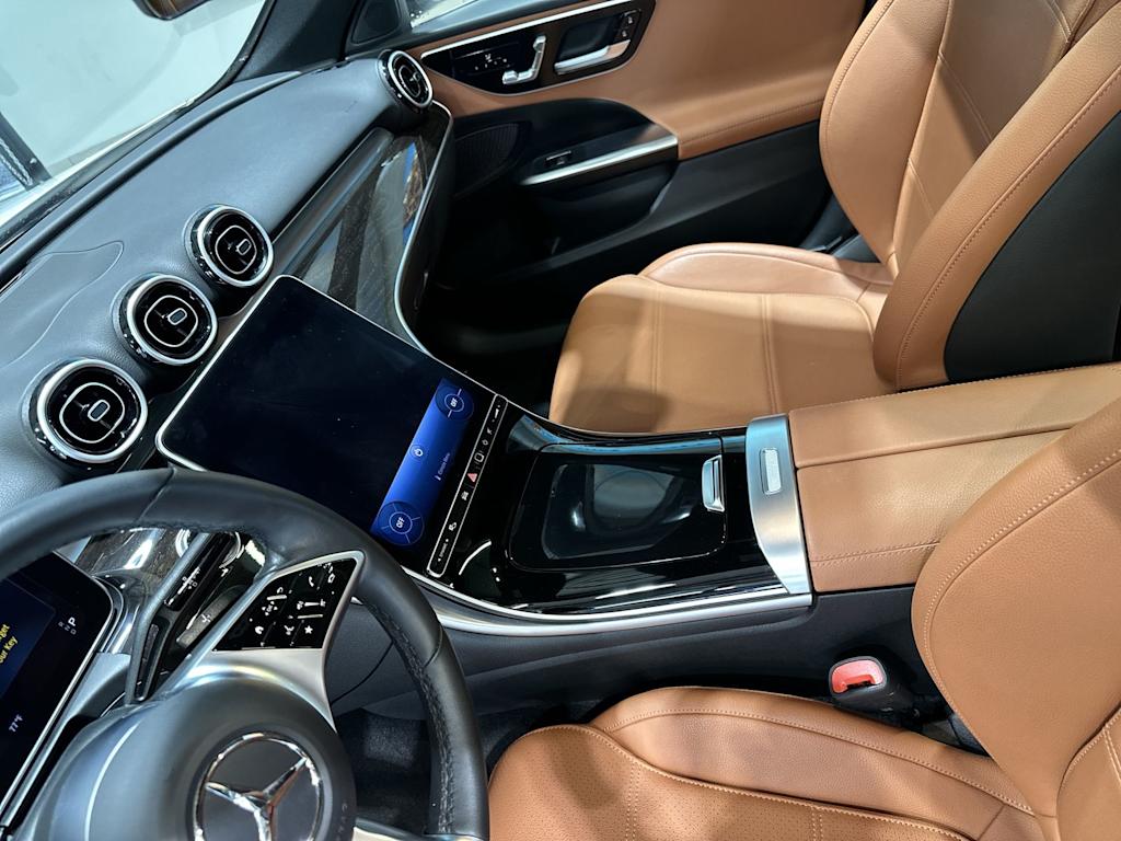 Thumbnail: 2023 Mercedes-Benz C-Class - 33
