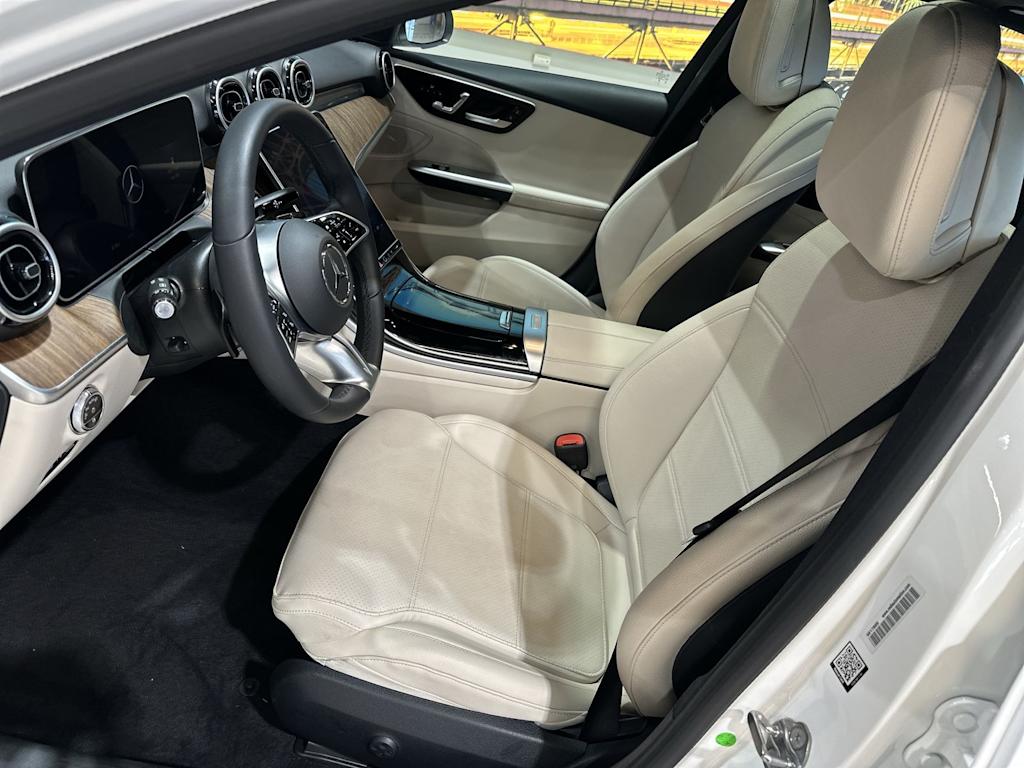 Thumbnail: 2024 Mercedes-Benz C-Class - 11