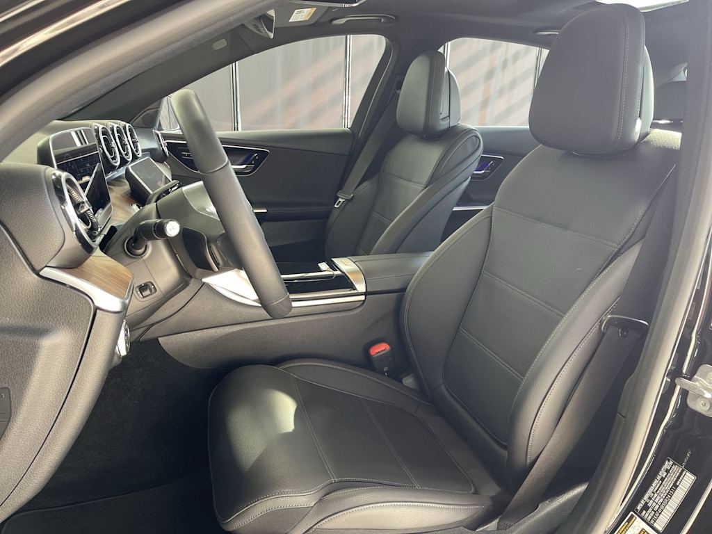 Thumbnail: 2025 Mercedes-Benz C-Class - 12