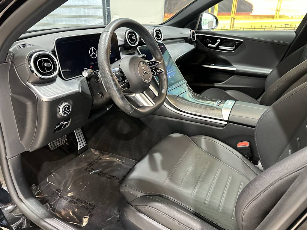 Thumbnail: 2023 Mercedes-Benz C-Class - 2