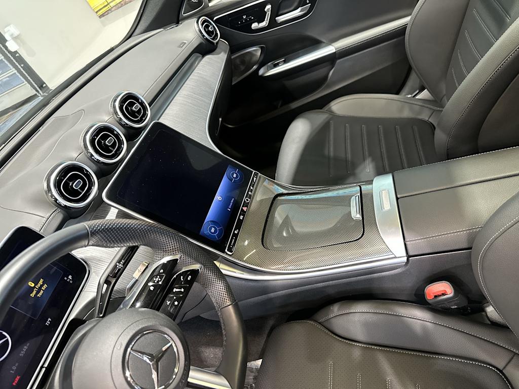 Thumbnail: 2023 Mercedes-Benz C-Class - 13