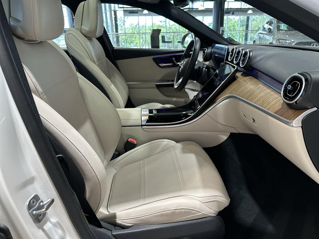 Thumbnail: 2024 Mercedes-Benz C-Class - 32