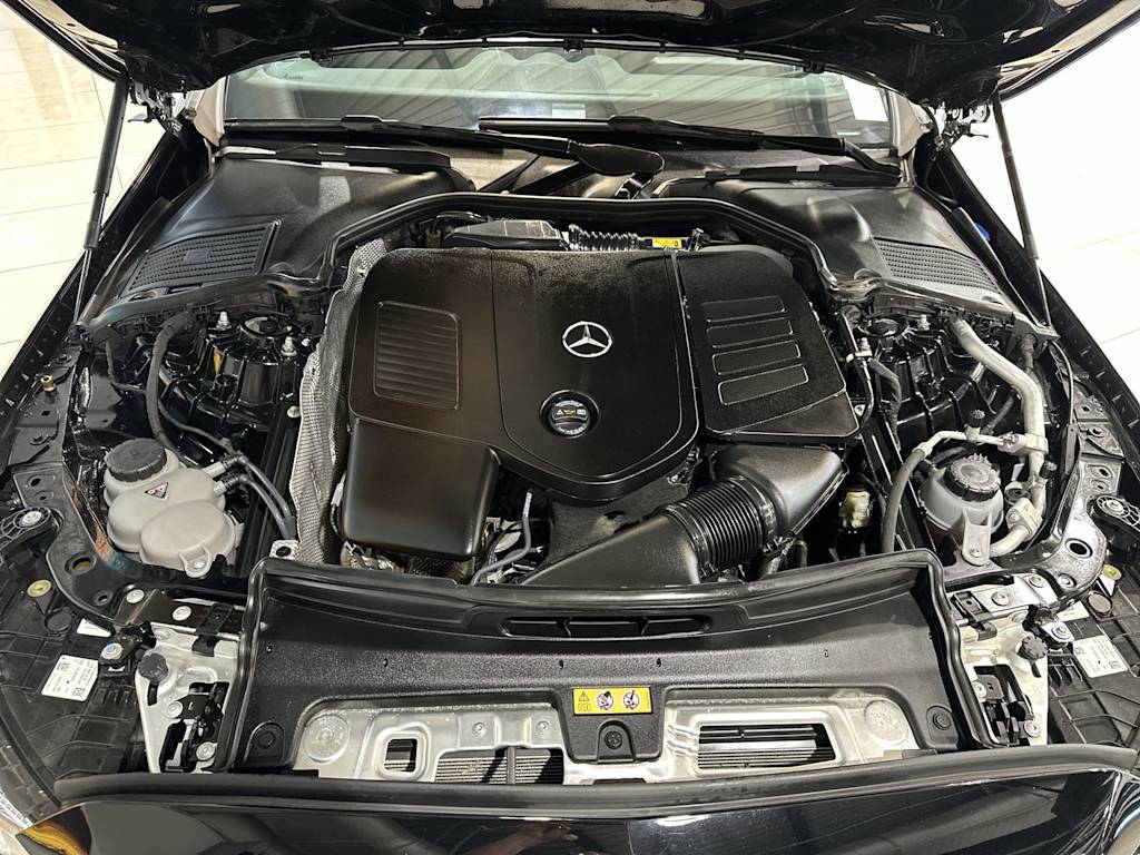 Thumbnail: 2023 Mercedes-Benz C-Class - 9