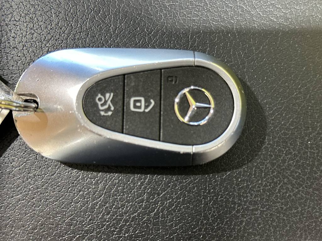 Thumbnail: 2024 Mercedes-Benz C-Class - 18