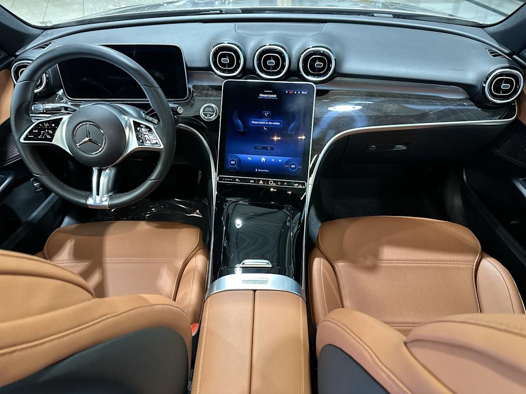 Thumbnail: 2024 Mercedes-Benz C-Class - 10
