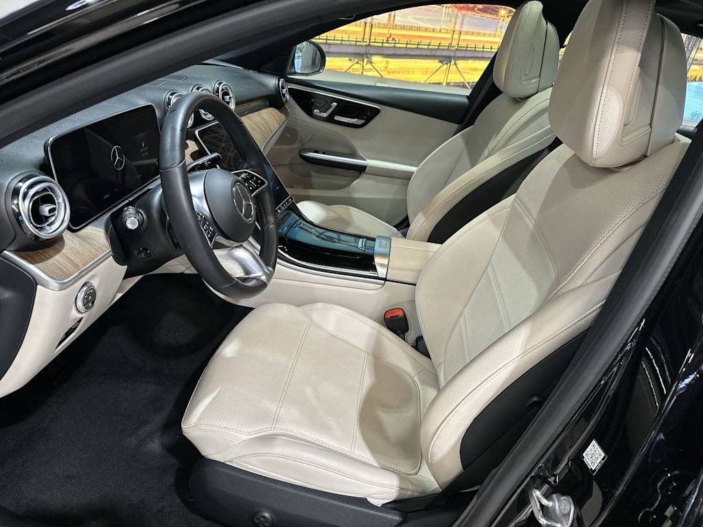 Thumbnail: 2023 Mercedes-Benz C-Class - 11