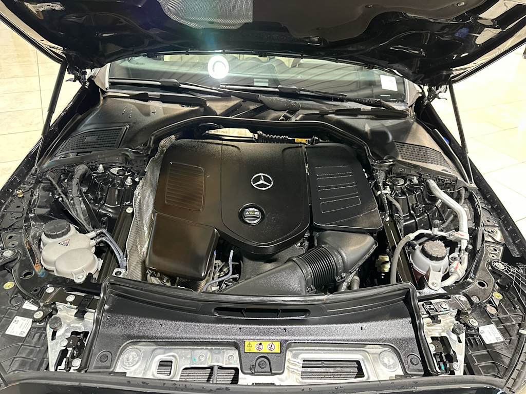 Thumbnail: 2023 Mercedes-Benz C-Class - 9