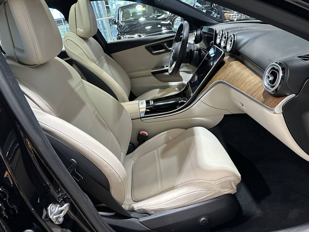 Thumbnail: 2023 Mercedes-Benz C-Class - 33