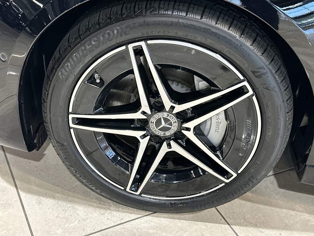 Thumbnail: 2023 Mercedes-Benz C-Class - 8