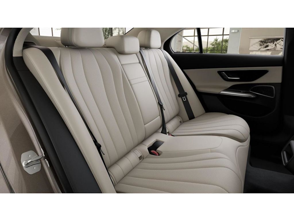 Thumbnail: 2026 Mercedes-Benz E-Class - 7