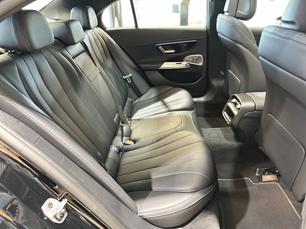 Thumbnail: 2026 Mercedes-Benz E-Class - 31