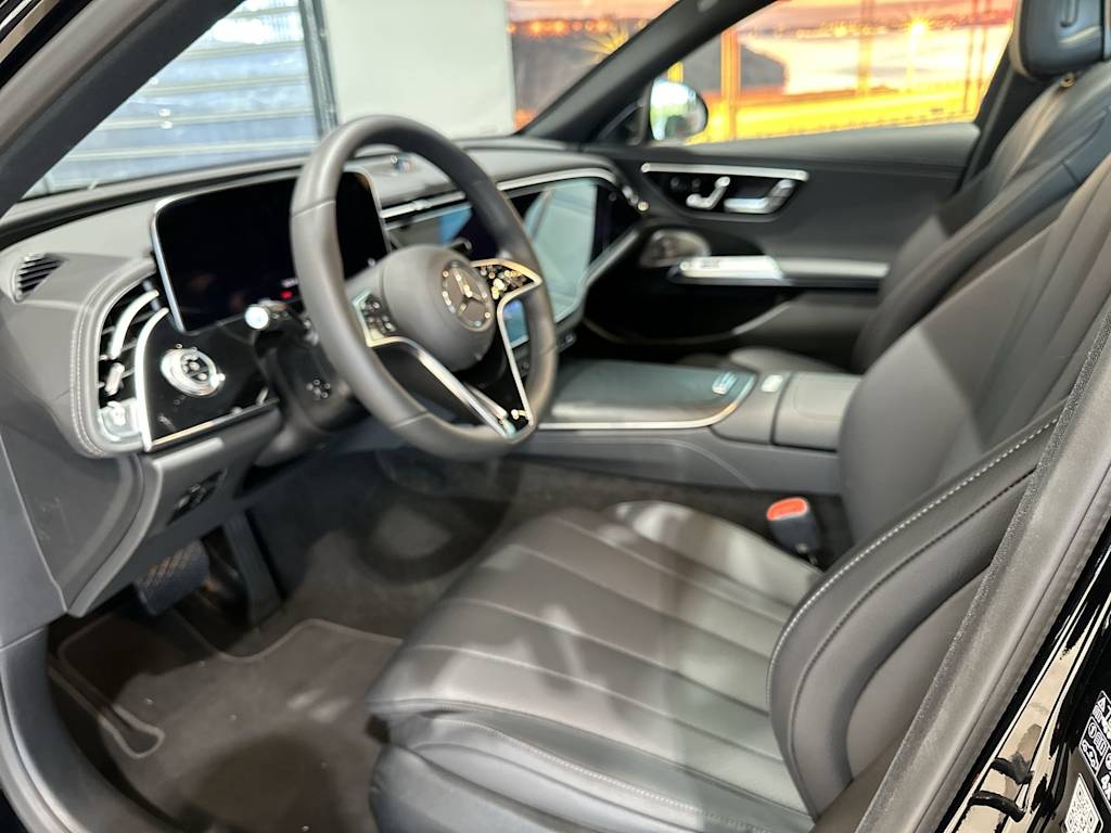 Thumbnail: 2026 Mercedes-Benz E-Class - 11