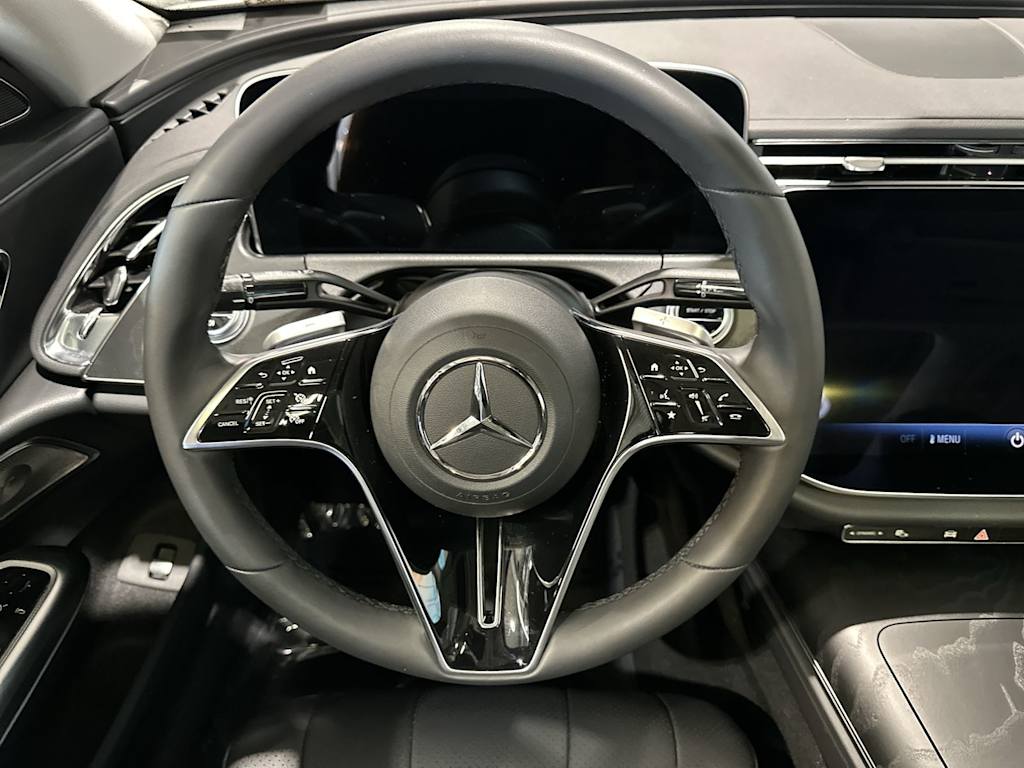 Thumbnail: 2024 Mercedes-Benz E-Class - 14