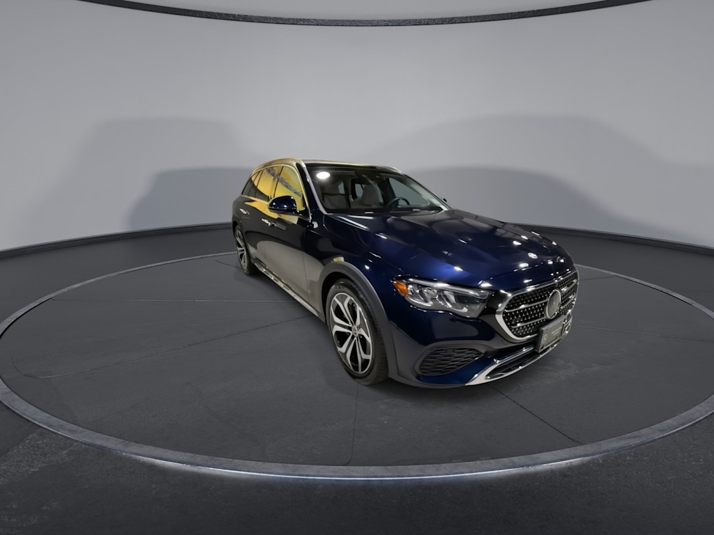 Thumbnail: 2025 Mercedes-Benz E-Class - 7