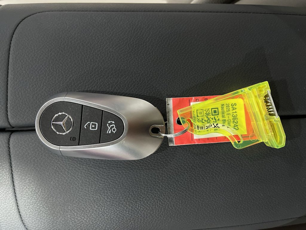 Thumbnail: 2025 Mercedes-Benz E-Class - 17