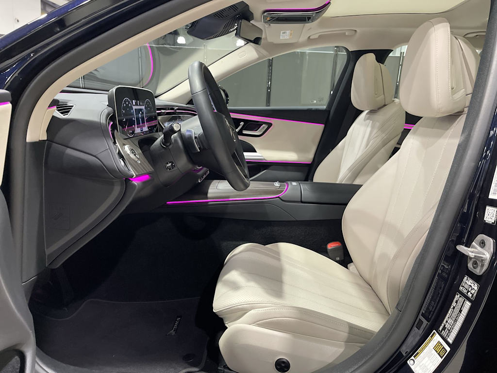 Thumbnail: 2025 Mercedes-Benz E-Class - 12