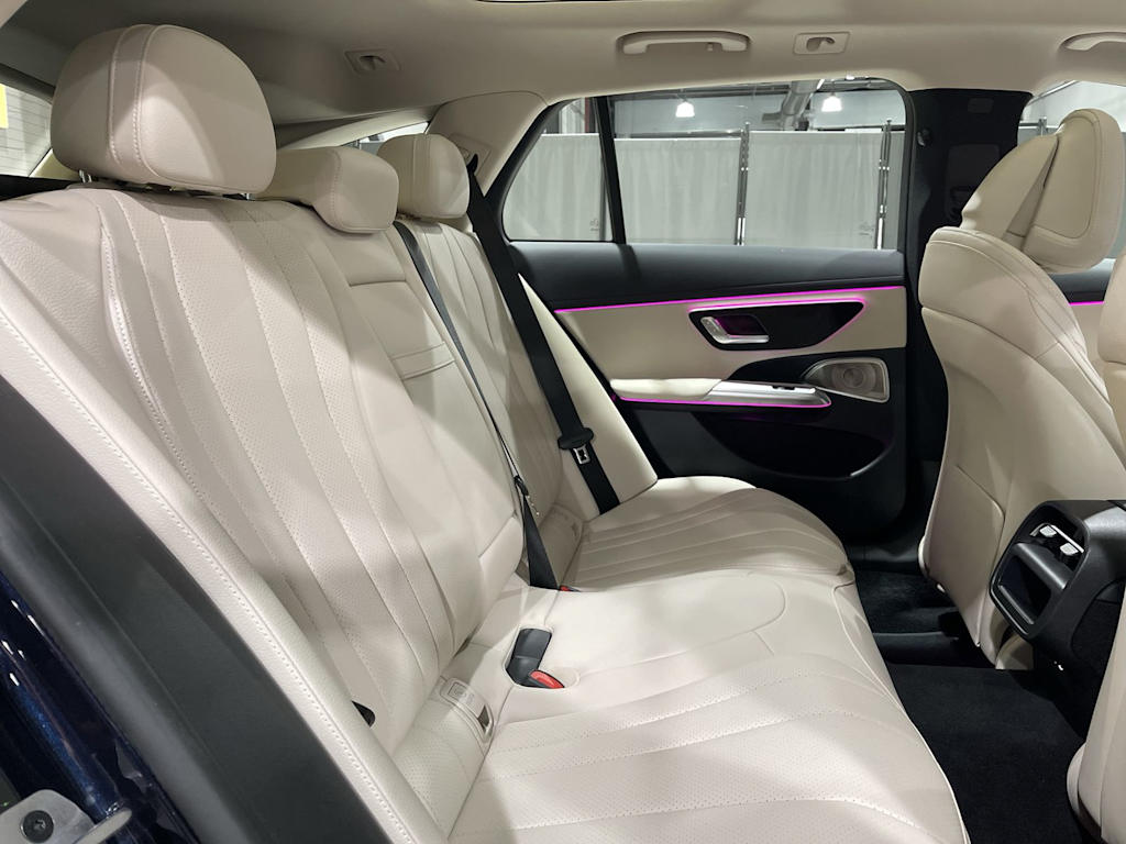 Thumbnail: 2025 Mercedes-Benz E-Class - 31