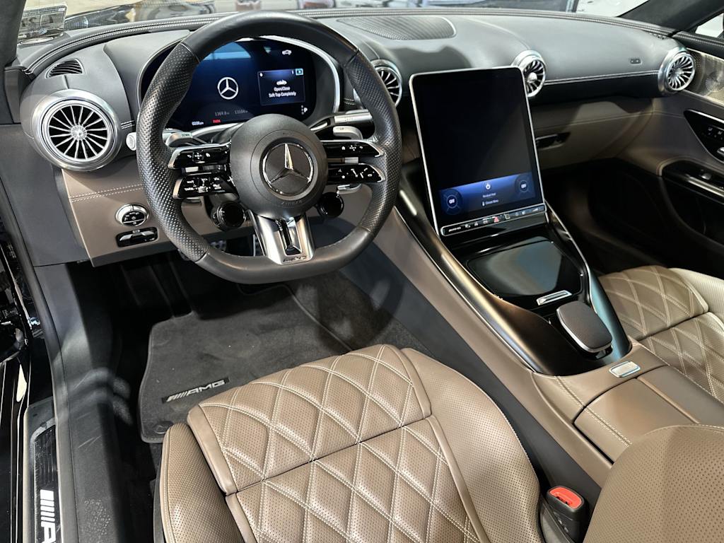 Thumbnail: 2022 Mercedes-Benz SL-Class - 2