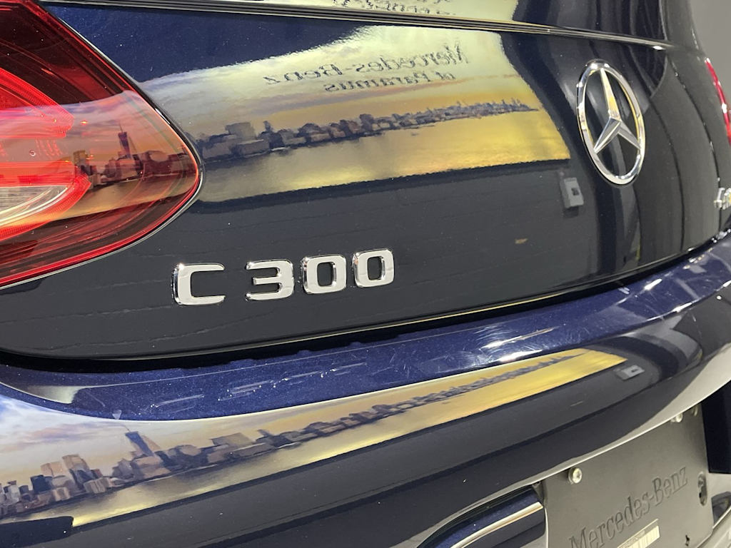 Thumbnail: 2021 Mercedes-Benz C-Class - 28