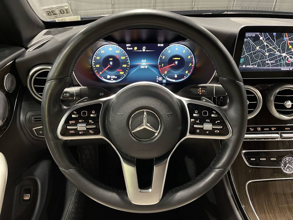 Thumbnail: 2021 Mercedes-Benz C-Class - 10