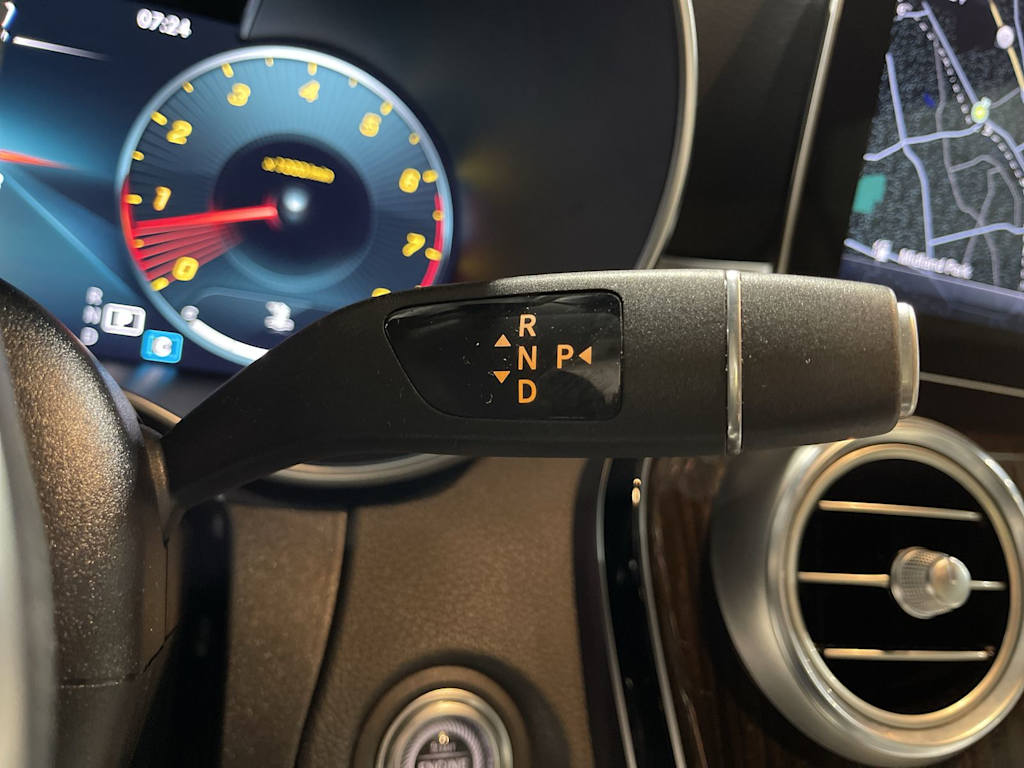 Thumbnail: 2021 Mercedes-Benz C-Class - 32