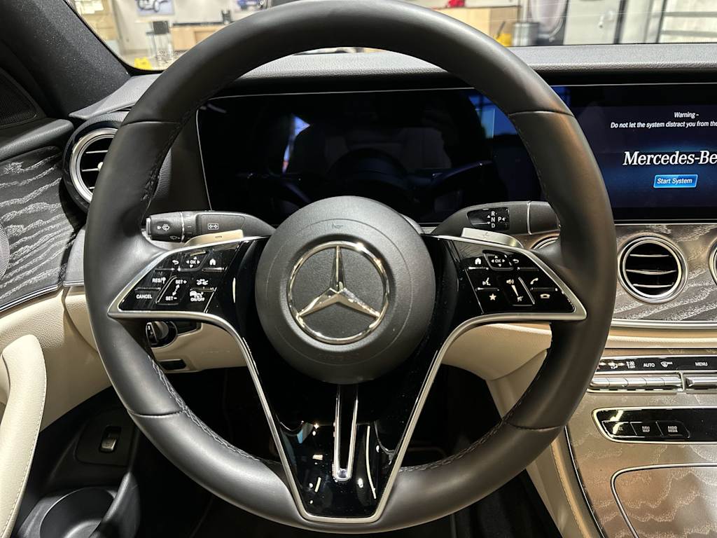 Thumbnail: 2023 Mercedes-Benz E-Class - 10