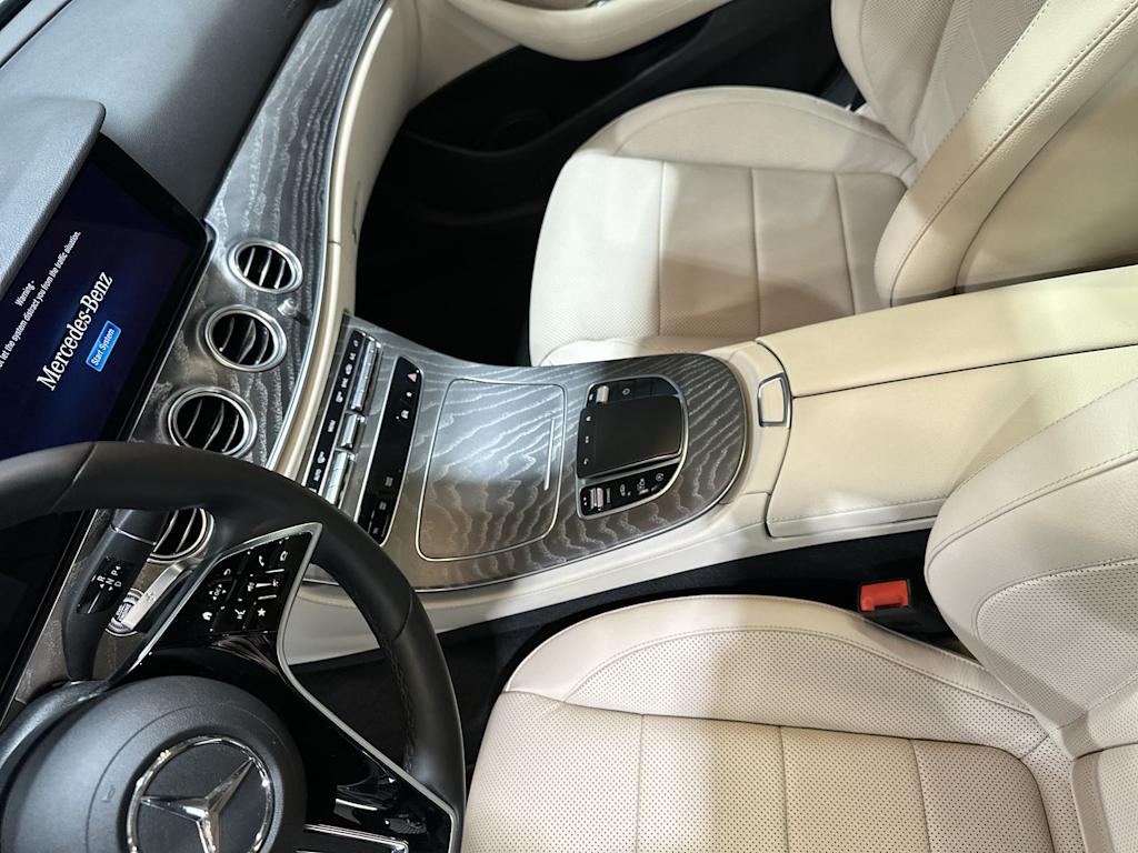 Thumbnail: 2023 Mercedes-Benz E-Class - 14