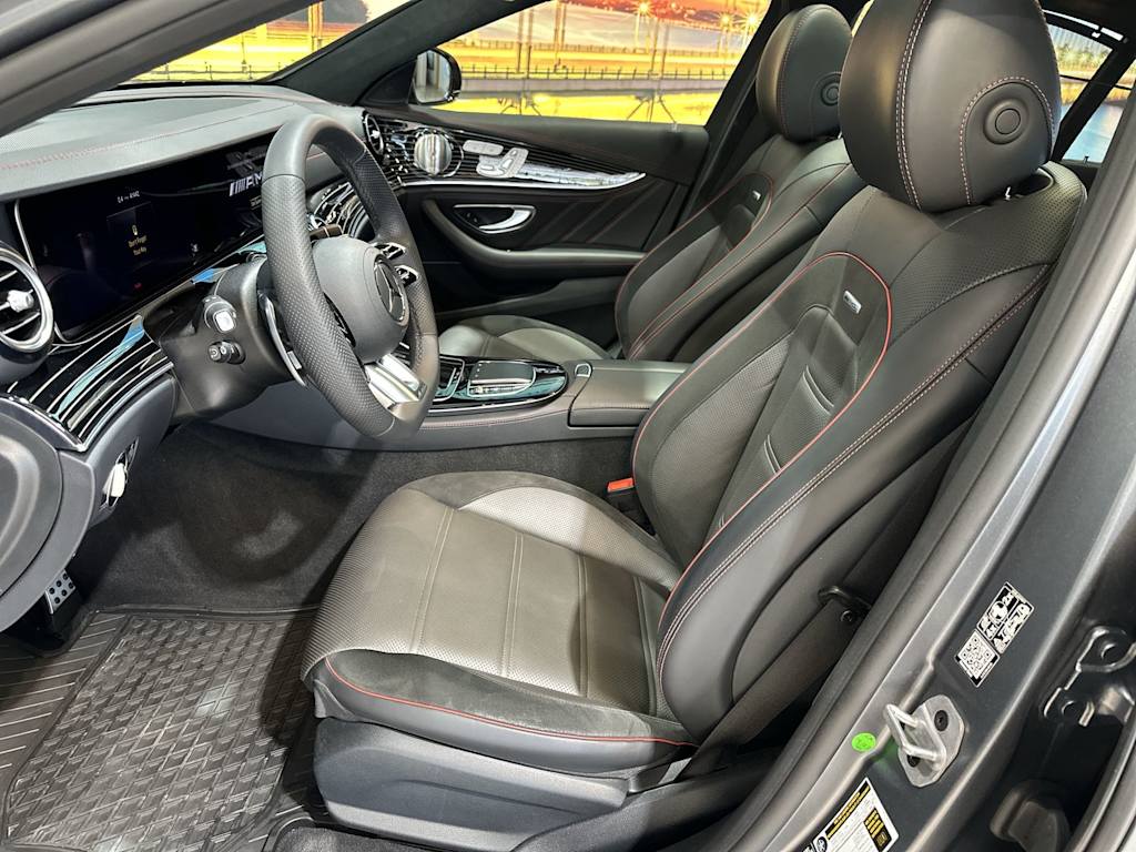 Thumbnail: 2022 Mercedes-Benz E-Class - 12