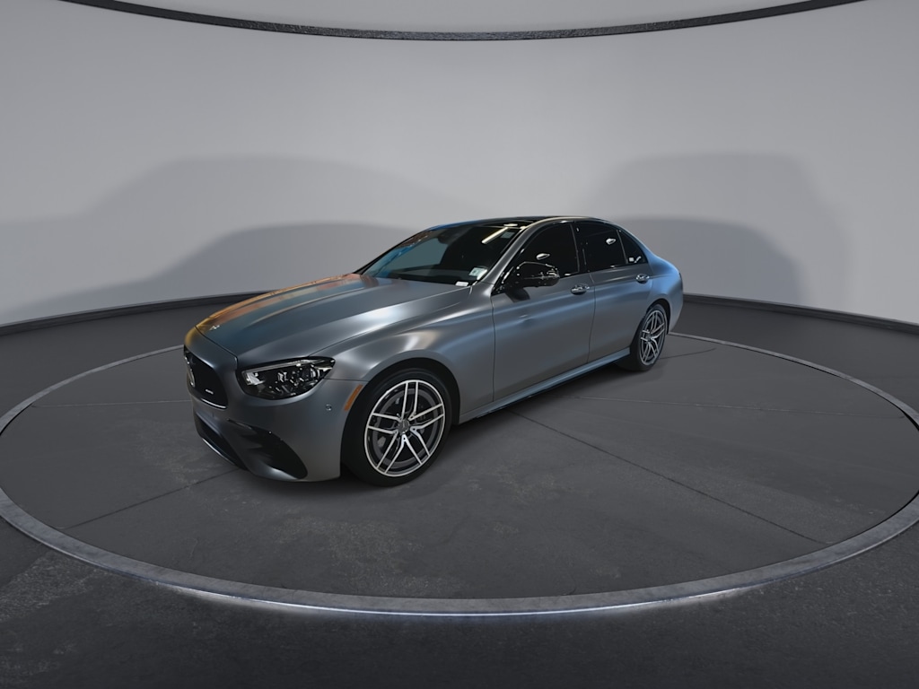 Thumbnail: 2022 Mercedes-Benz E-Class - 20