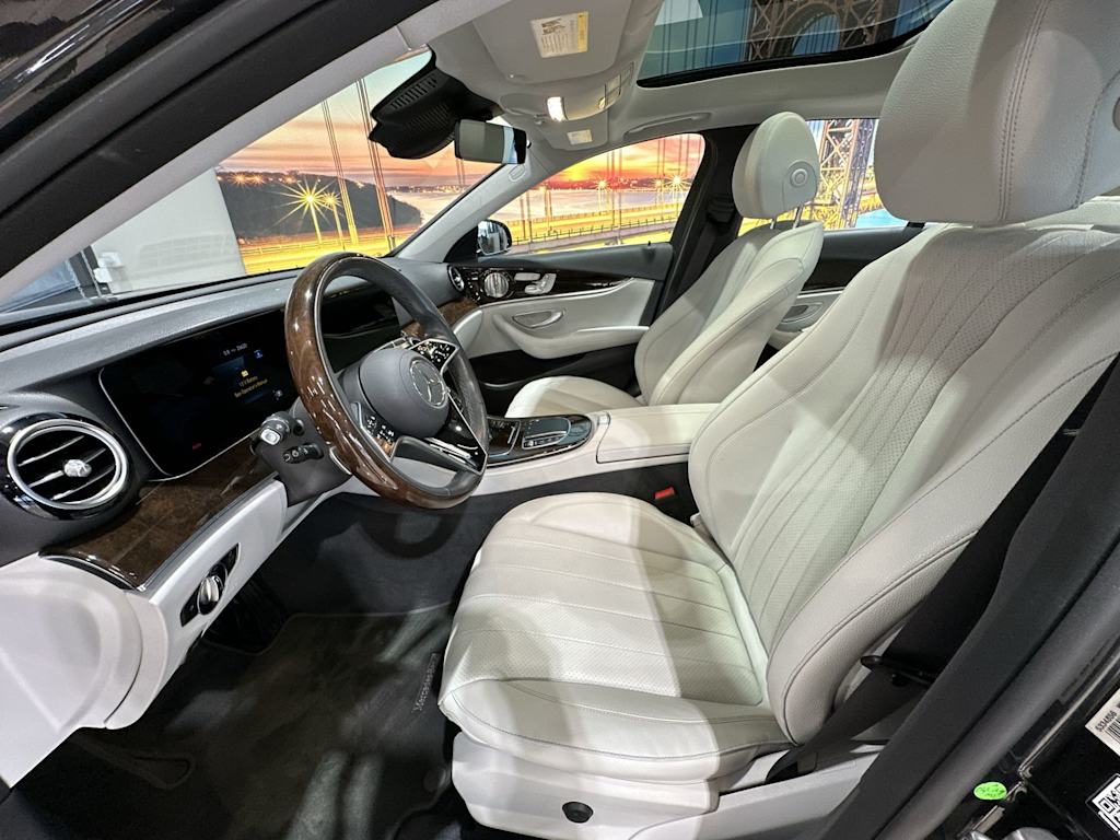 Thumbnail: 2021 Mercedes-Benz E-Class - 11