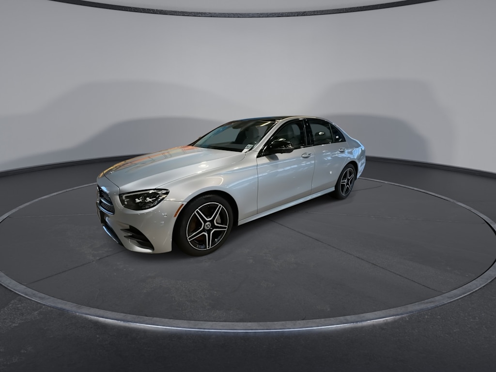 Thumbnail: 2022 Mercedes-Benz E-Class - 7
