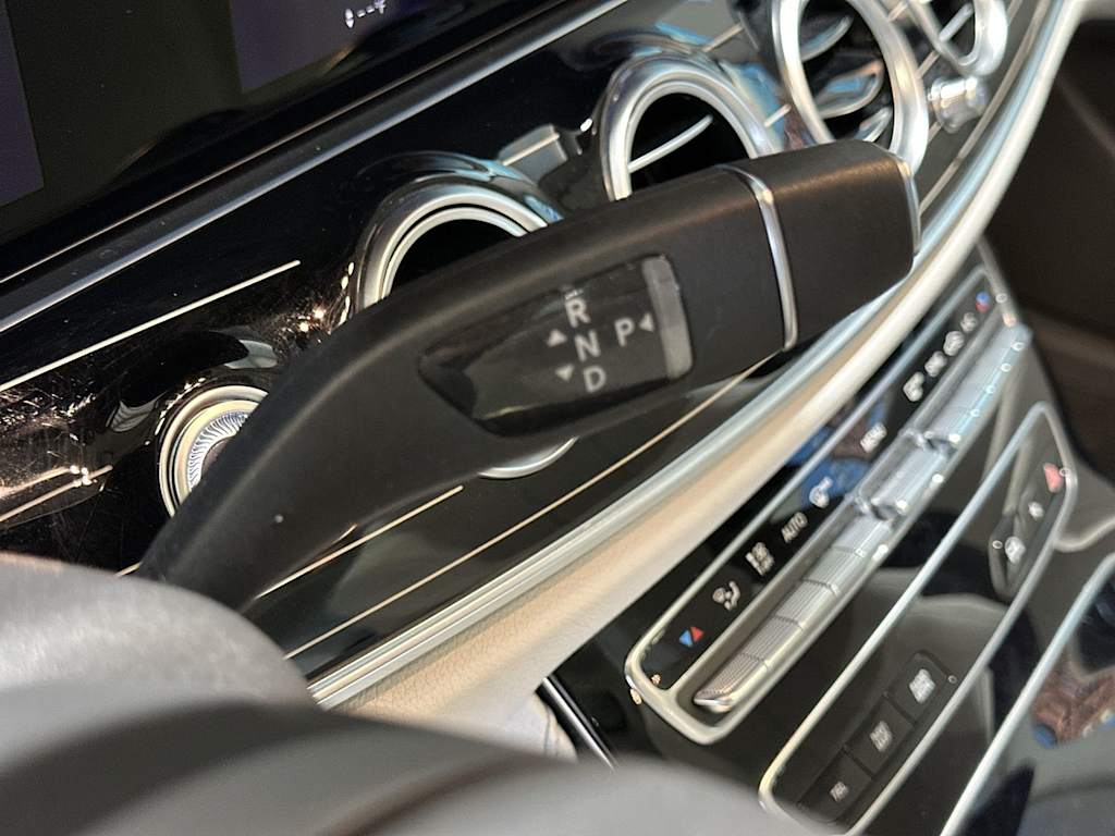 Thumbnail: 2022 Mercedes-Benz E-Class - 33