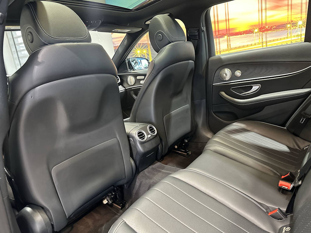Thumbnail: 2023 Mercedes-Benz E-Class - 12