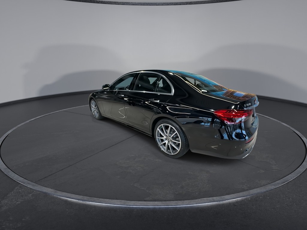 Thumbnail: 2023 Mercedes-Benz E-Class - 22
