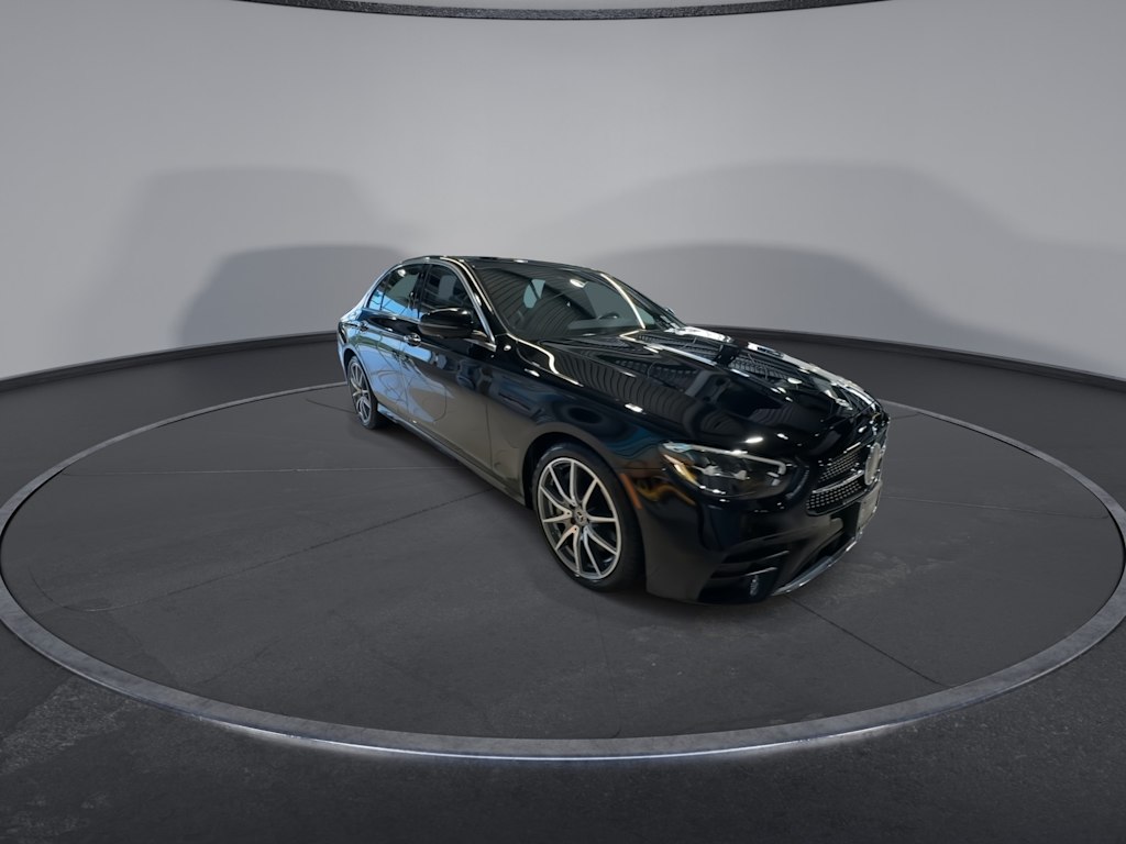 Thumbnail: 2023 Mercedes-Benz E-Class - 6