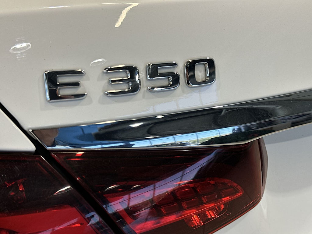Thumbnail: 2023 Mercedes-Benz E-Class - 29