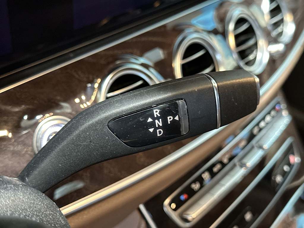 Thumbnail: 2023 Mercedes-Benz E-Class - 33