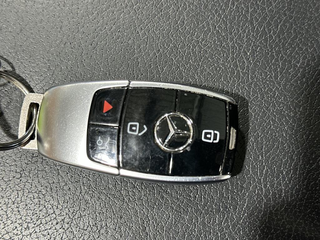 Thumbnail: 2023 Mercedes-Benz E-Class - 16